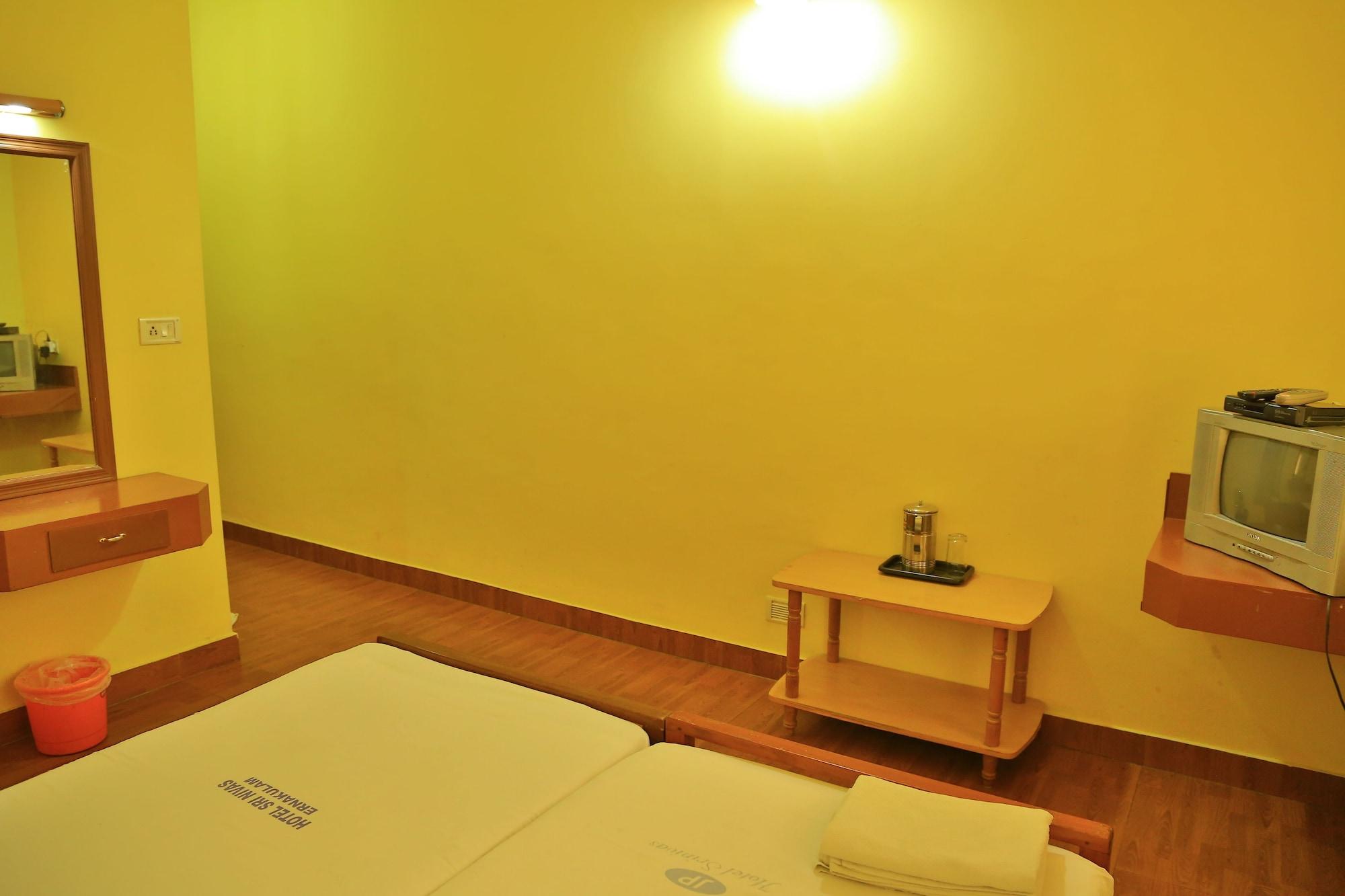 Hotel Srinivas Kochi Esterno foto