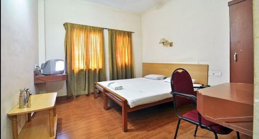 Hotel Srinivas Kochi Esterno foto