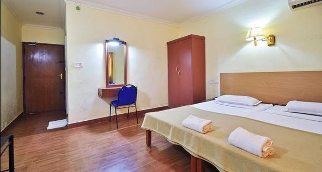 Hotel Srinivas Kochi Esterno foto